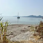 Lithino - 5min From The 阿基奥斯·伊奥尼斯·佩里斯特