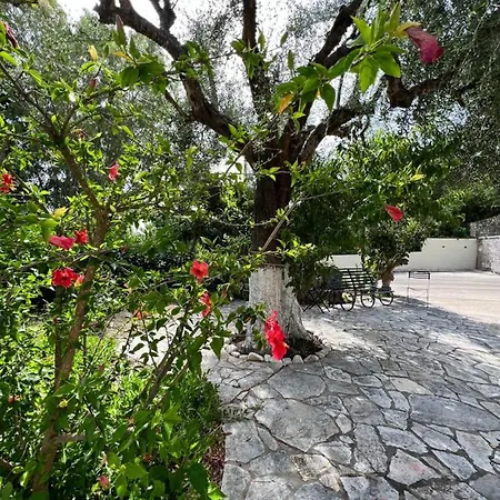 Lithino - 5min From The Apartment Agios Ioannis Peristeron (Corfu)