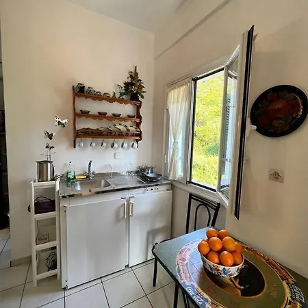 Lithino - 5min From The