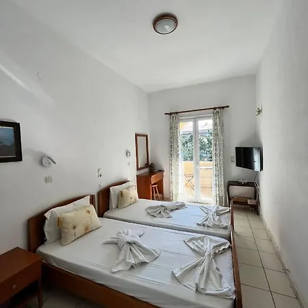 Lithino - 5min From The * Agios Ioannis Peristeron (Corfu)
