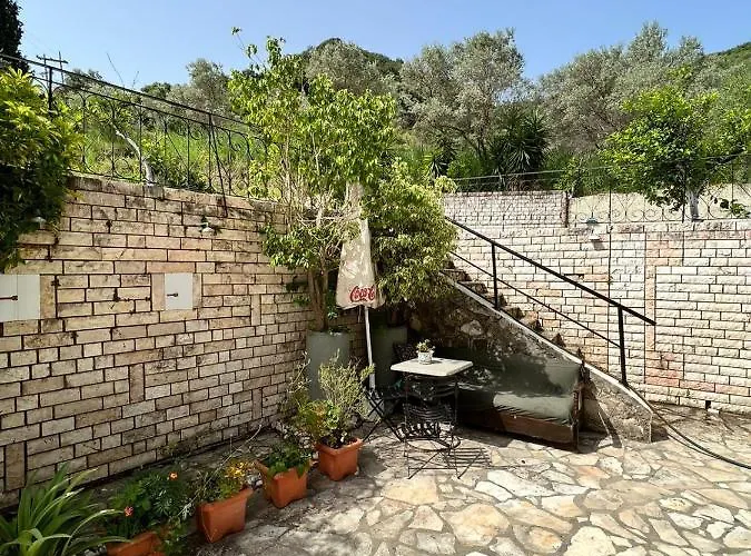 Lithino - 5min From The Agios Ioannis Peristerion