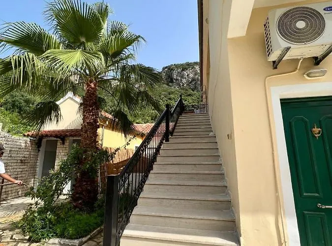 Lithino - 5min From The Appartement Agios Ioannis Peristerion