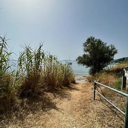 公寓 Lithino - 5min From The