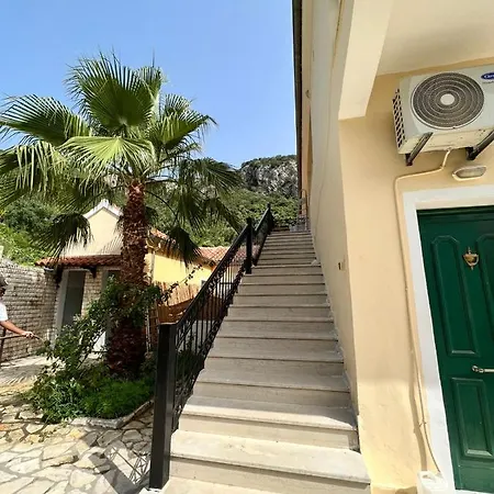 Lithino - 5min From The Beach Apartment Agios Ioannis Peristeron (Corfu)